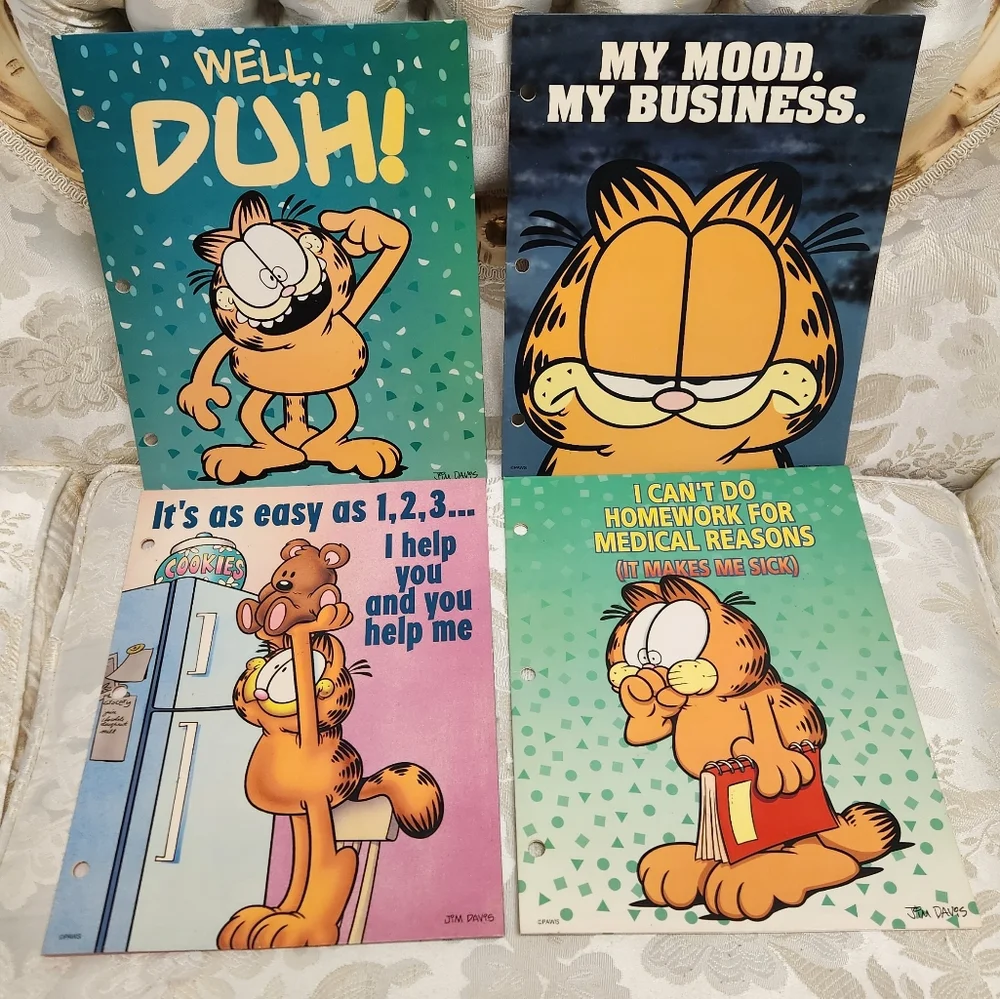 Vintage Garfield Portfolio Folders Set Of 4